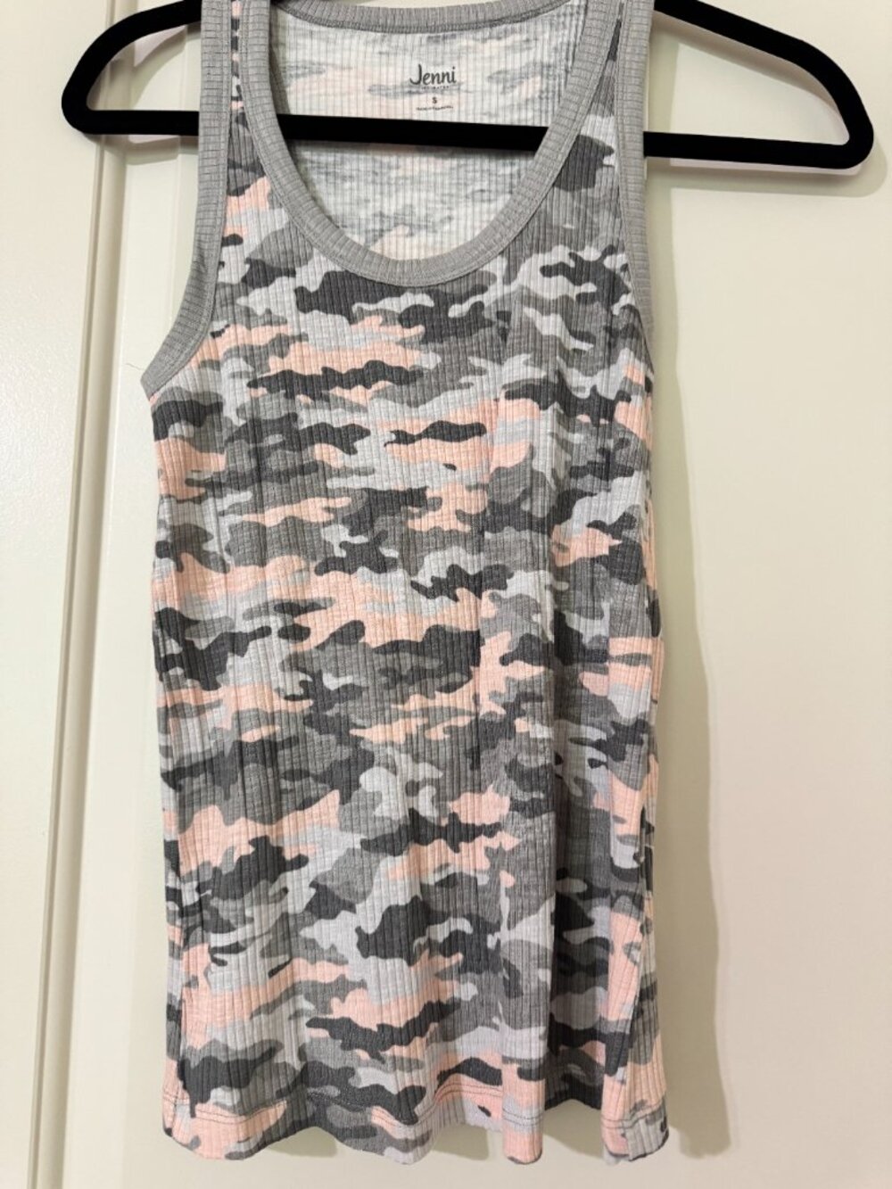 Jenni Intimates Camo Ribbed Racerback Tank - NWT Small - Picture 4 of 4